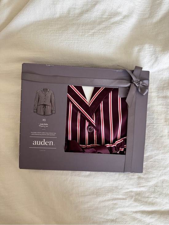 Auden Other - Auden Women’s Striped Luxe Satin Pajama Giftable Set in burgundy size XS